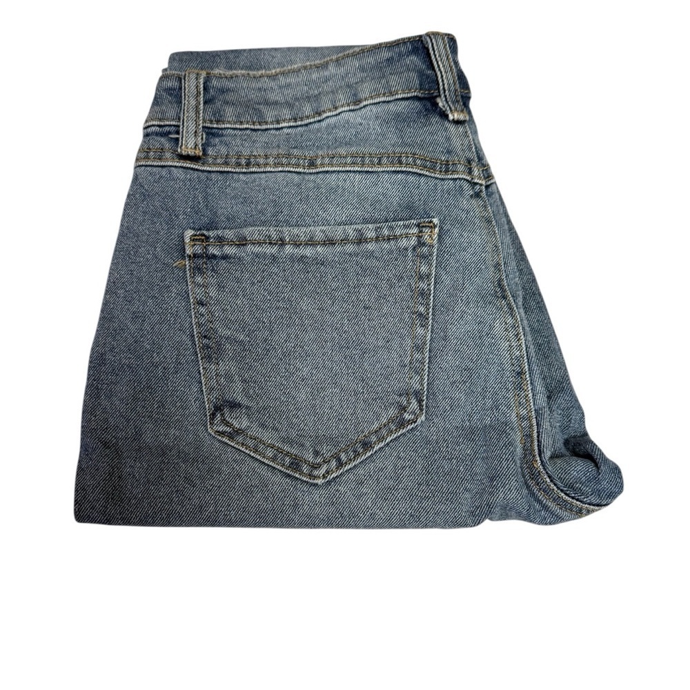 Rewash Classic Blue super high rise mom Jeans size 7/28 distressed knees